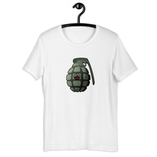 Lade das Bild in den Galerie-Viewer, Jade the Grenade
